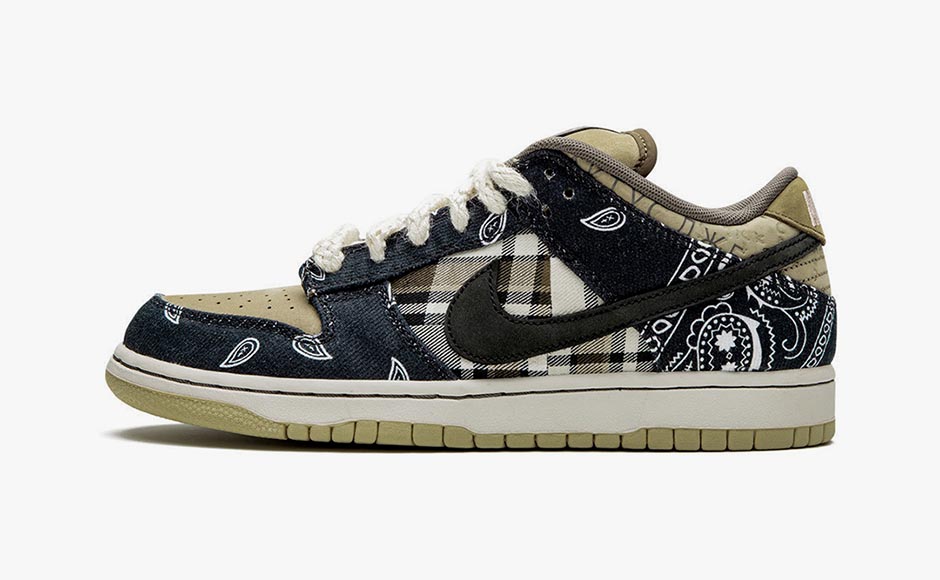 Nike SB Dunk Low Travis Scott de 2020 com bandana e plaid